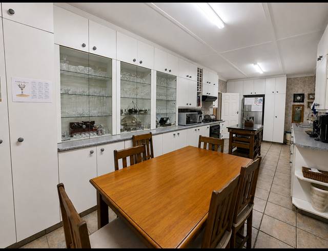 24,288M² SMALLHOLDING FOR SALE IN BOLTONWOLD